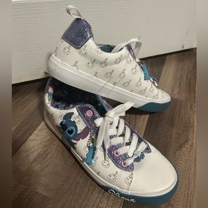 Disney Stitch size 8 women’s tennis shoes